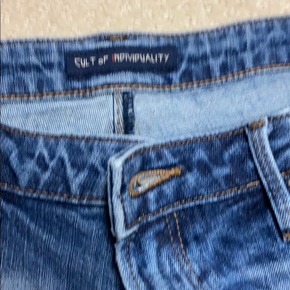 Cult of individuality ladies jeans - Picture 2 of 5